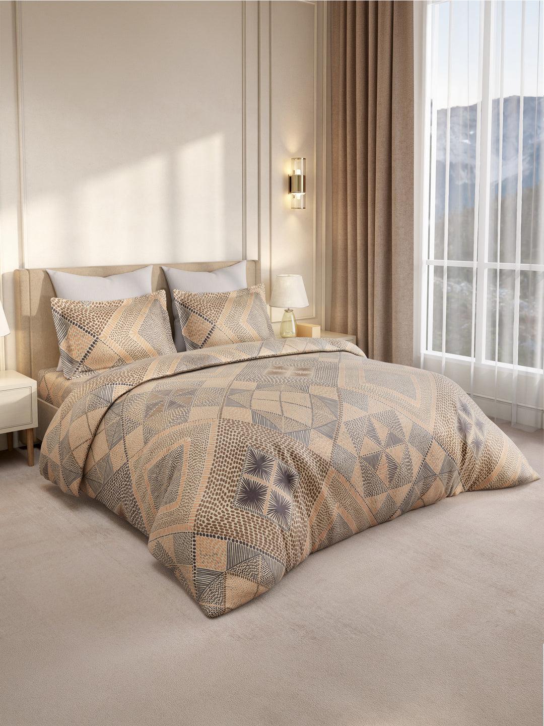 Luxury Geometric King Size Bedsheet Set - Image 5