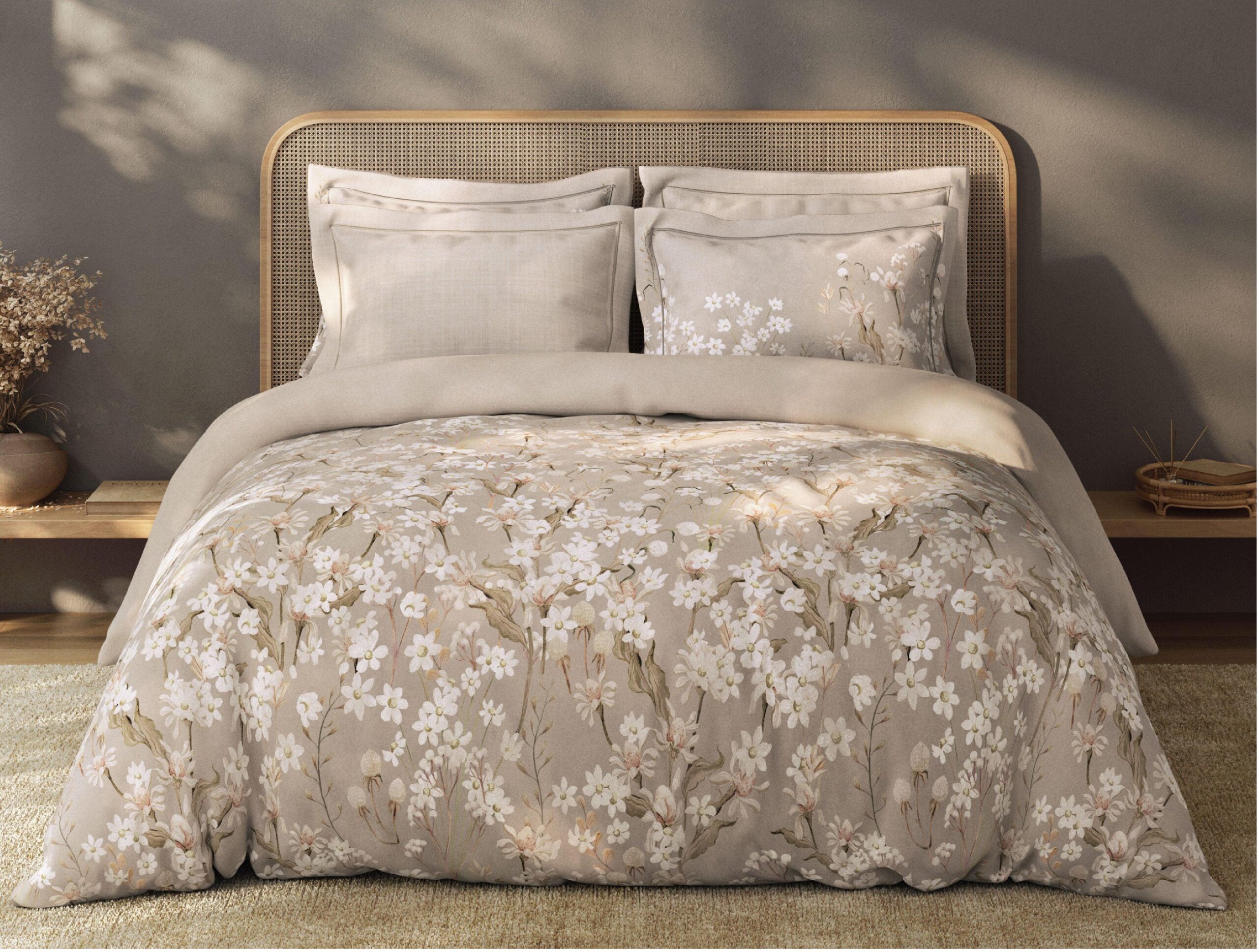 Premium King Size Bedsheet Set - Image 2